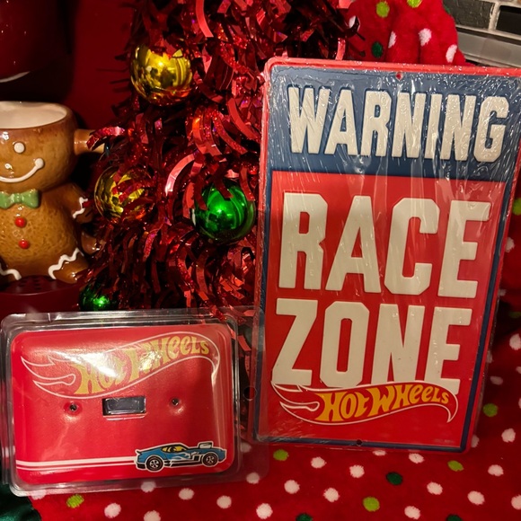NWT 5 items 2 Hot Wheels Toretto Cali license plate HW light switch plate/ sign - Picture 3 of 11
